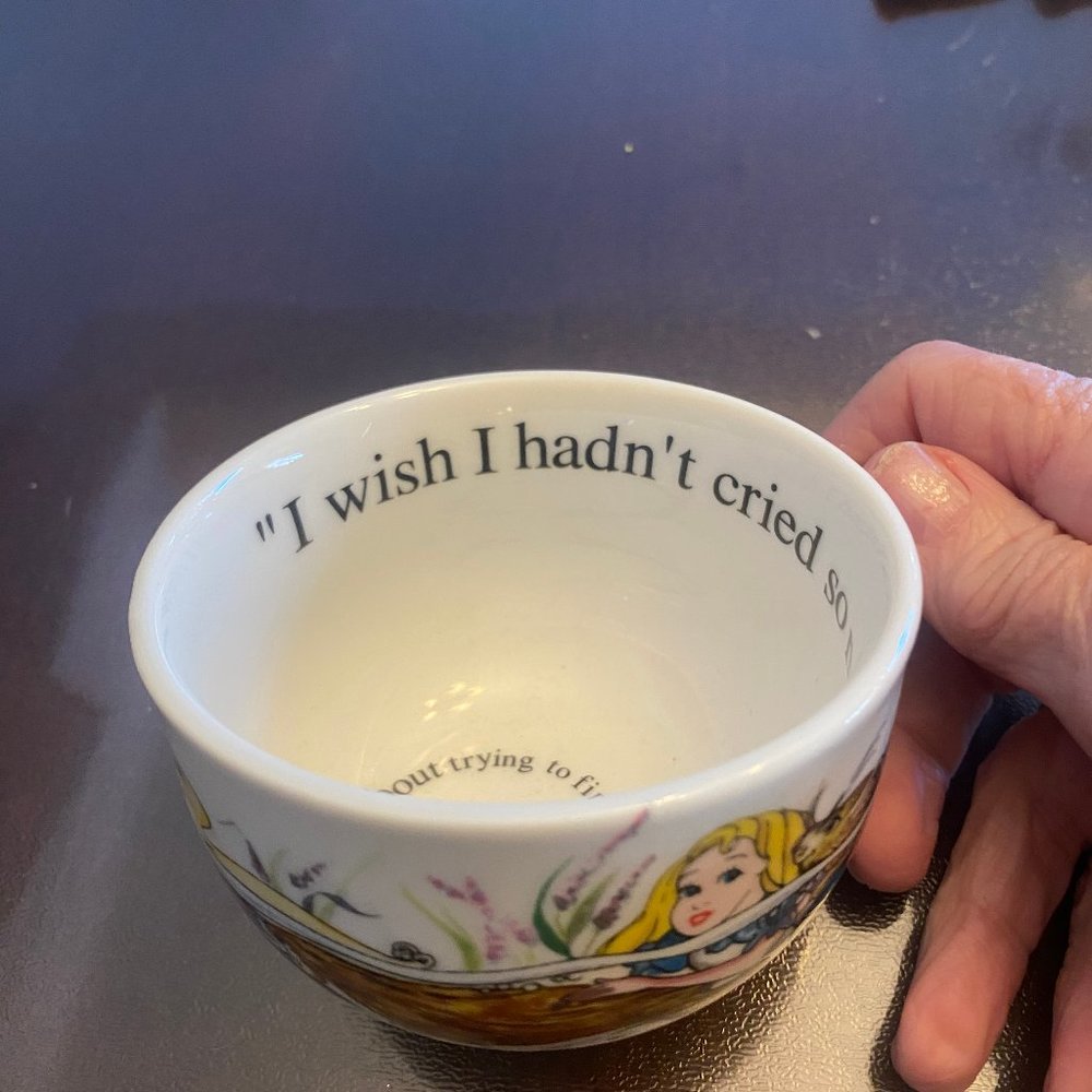 Paul Cardew "Alice in Wonderland" Coffee cup and saucer- set of four - Picture 4 of 14